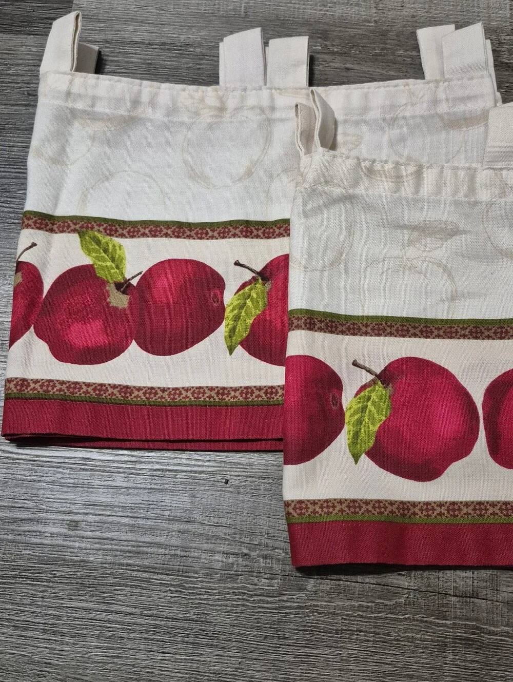Better Homes And Gardens Cream and Red Apple Print Window Valances